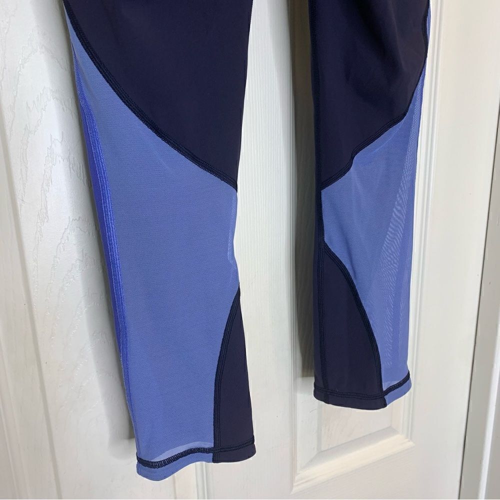 Lululemon Mix and Mesh Crop Navy Blue Size 4 - Picture 7 of 11